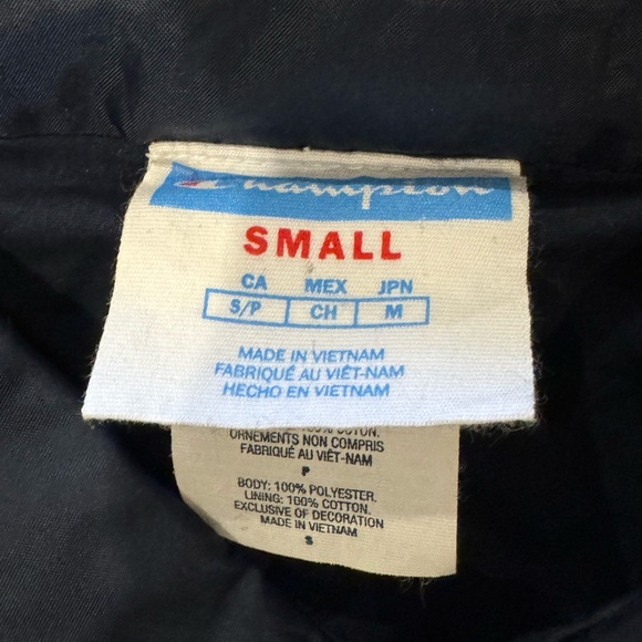 Champion button up windbreaker jacket - Picture 8 of 8